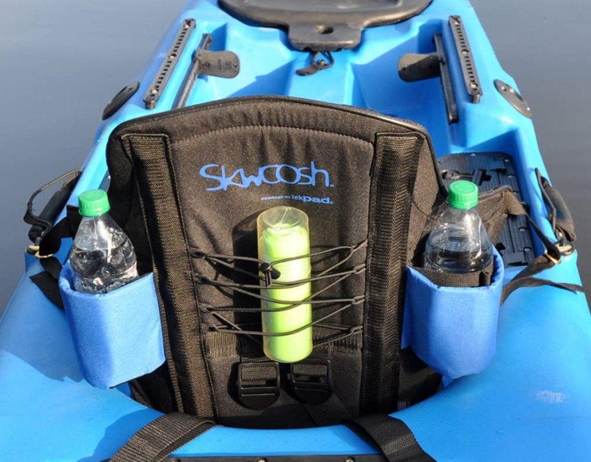 A black seat with two bottle holders and bungee cord on the back in a blue seat-on-top kayak
