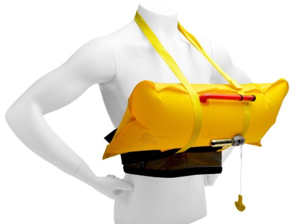 Waist belt with inflated yellow bag on a mannequin 