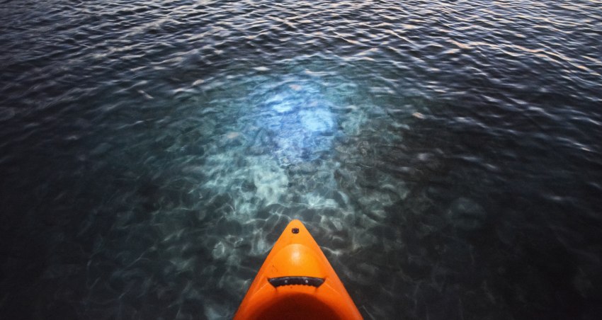 10 Best Kayak Lights For Night Fishing