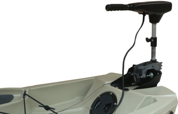 A trolling motor mounted to a kayak's stern