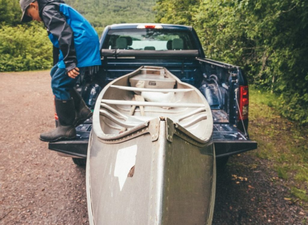 The Best Aluminum Canoes Reviews & Buyer’s Guide