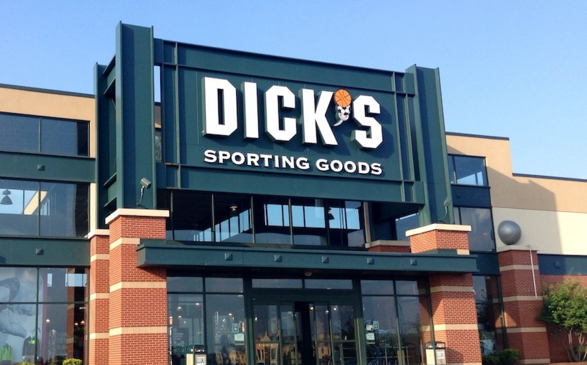 Dicks Sporting Goods 1 2048x1275 