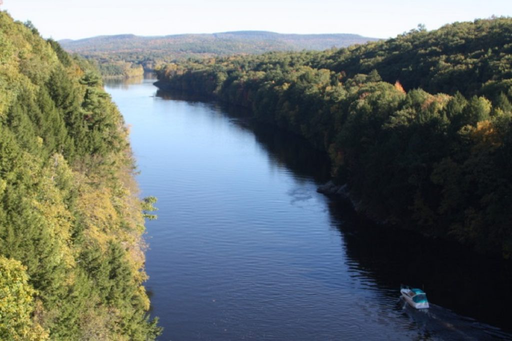 Places to Kayak in Massachusetts