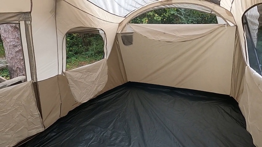 Coleman WeatherMaster 6-Person Screened Tent  inside