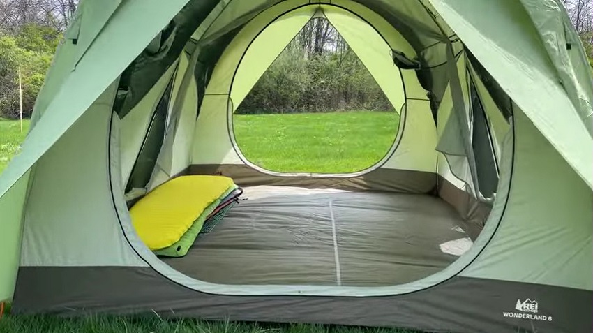 REI Co-Op Wonderland 6 Tent inside